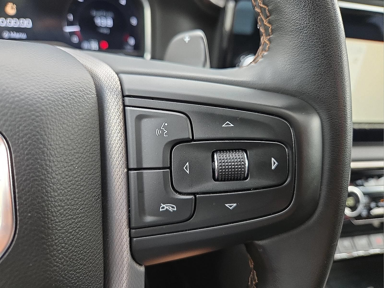 Certified 2024 GMC Sierra 1500 AT4 w/ Technology Package AWD/4WD image 24