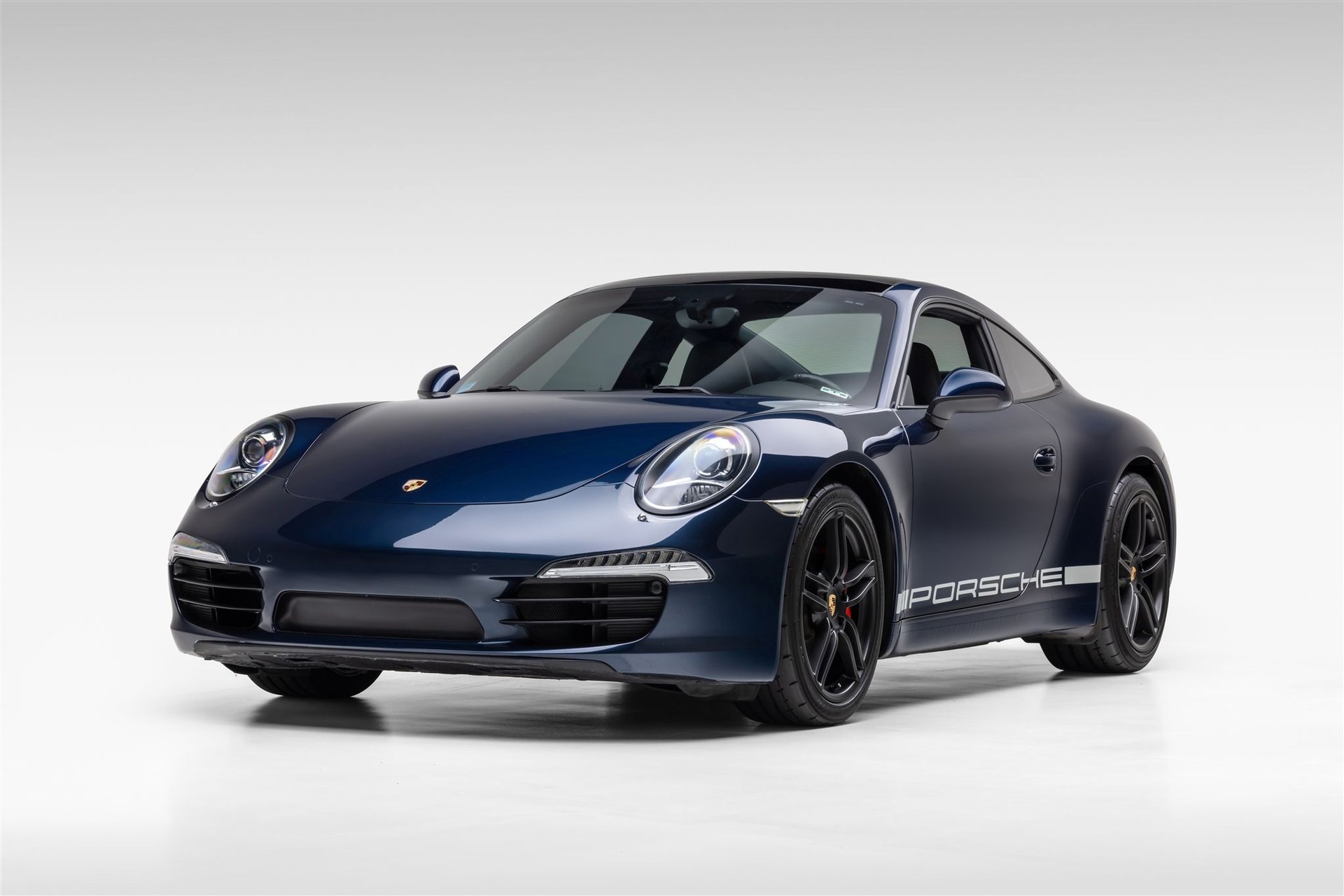 Used 2014 Porsche 911 Carrera image 2