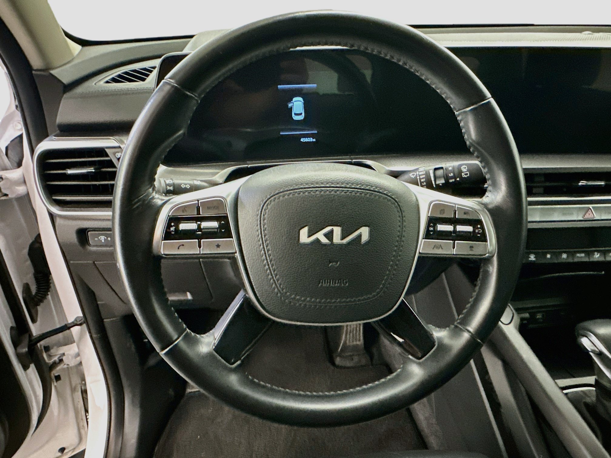 Used 2025 Kia Telluride S AWD/4WD image 18