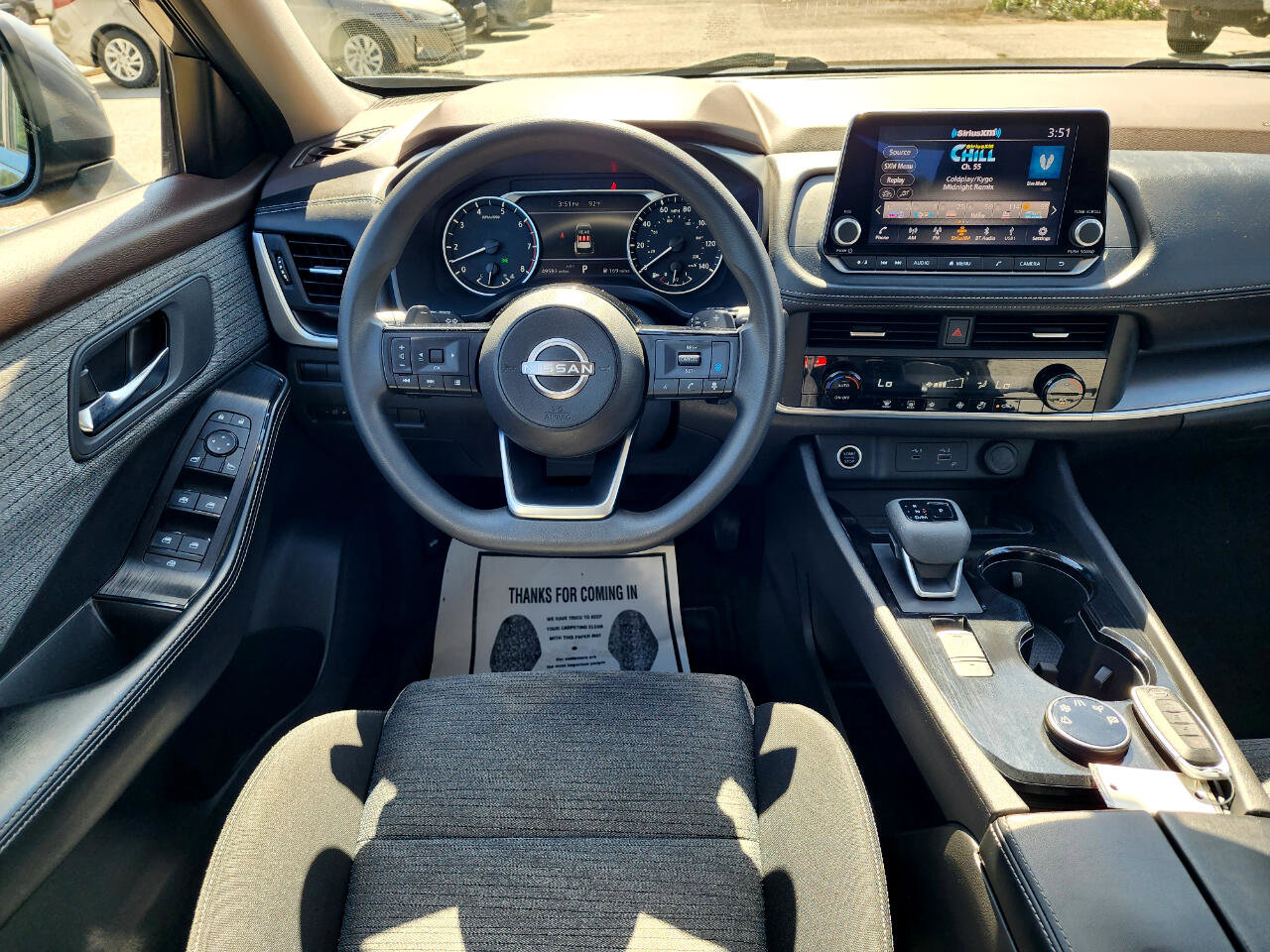 Used 2023 Nissan Rogue SV image 14