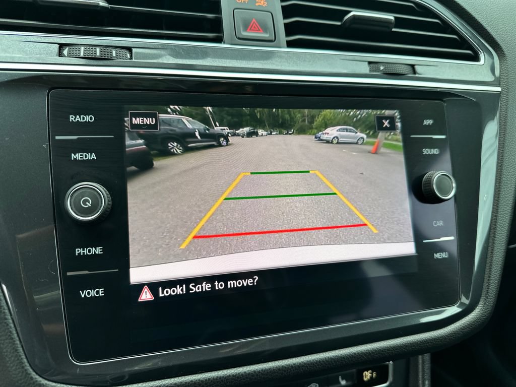Used 2020 Volkswagen Tiguan SE AWD/4WD image 15