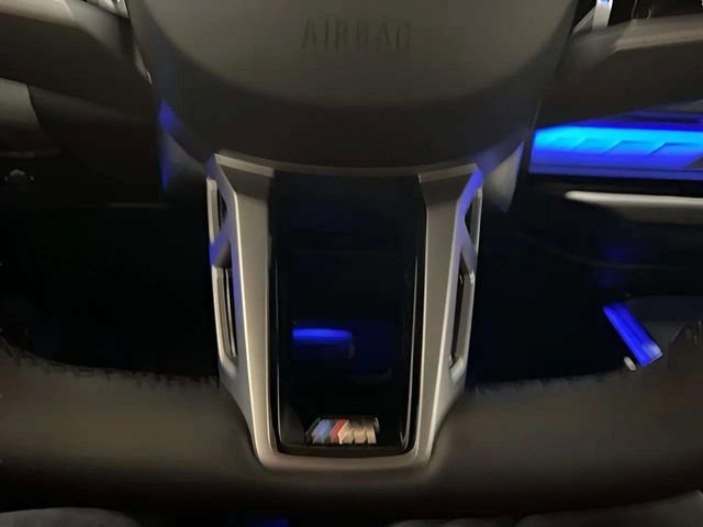 Used 2025 BMW X3 xDrive30i AWD/4WD image 36