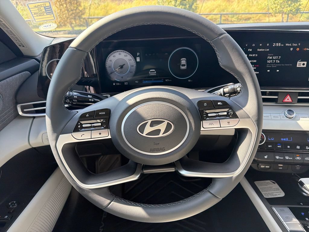New 2026 Hyundai Elantra Limited FWD image 24