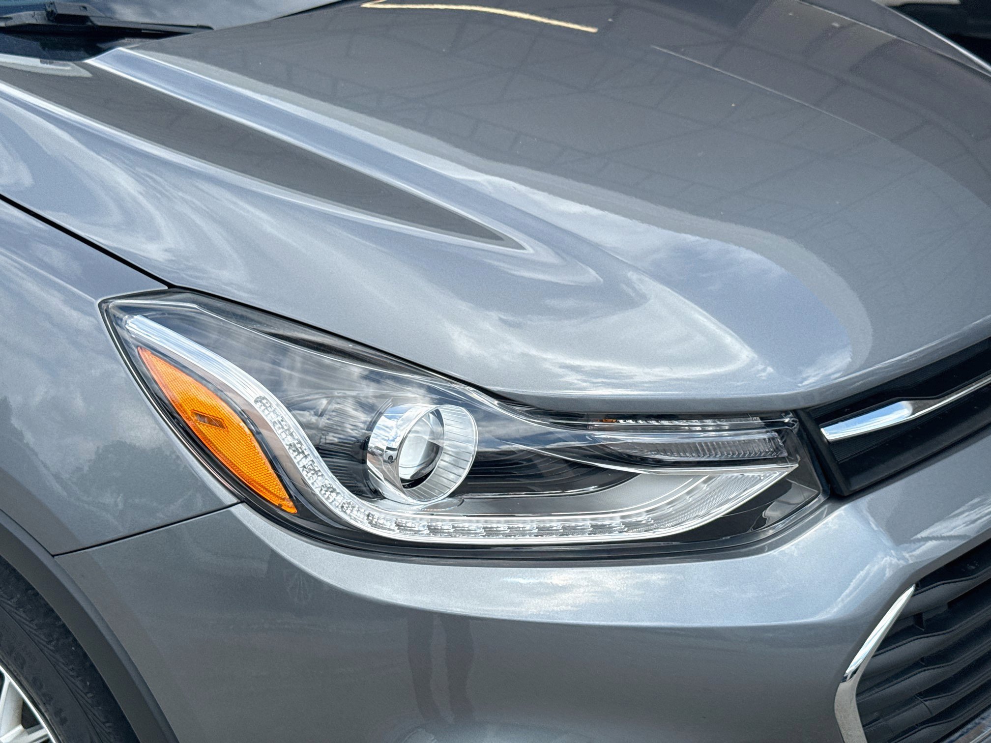 Used 2020 Chevrolet Trax LT w/ Driver Confidence Package FWD image 33