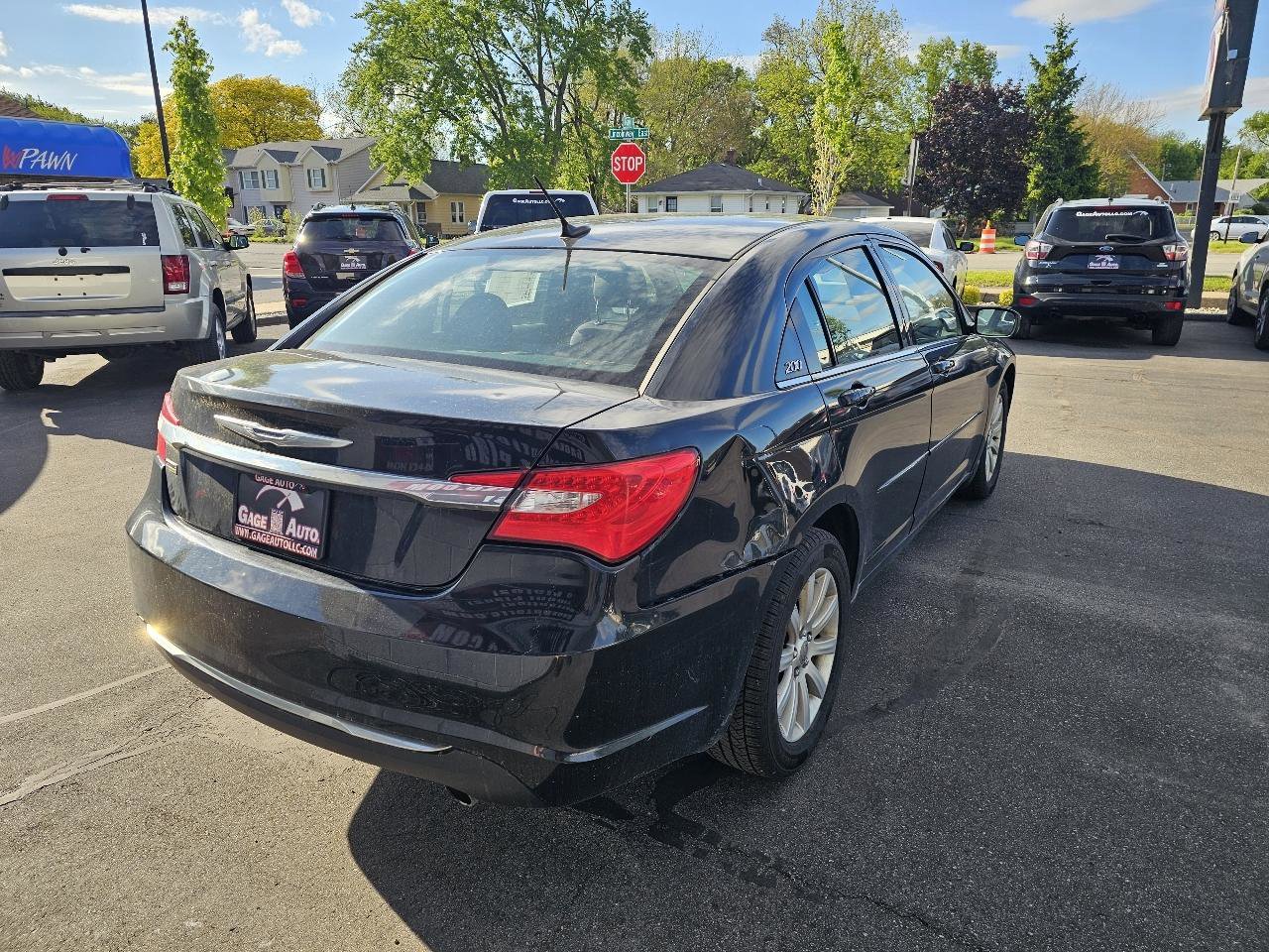 Used 2013 Chrysler 200 Touring FWD image 11