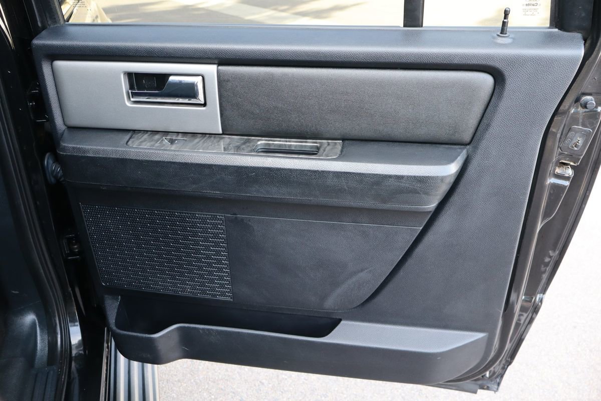 Used 2015 Ford Expedition EL Limited image 25