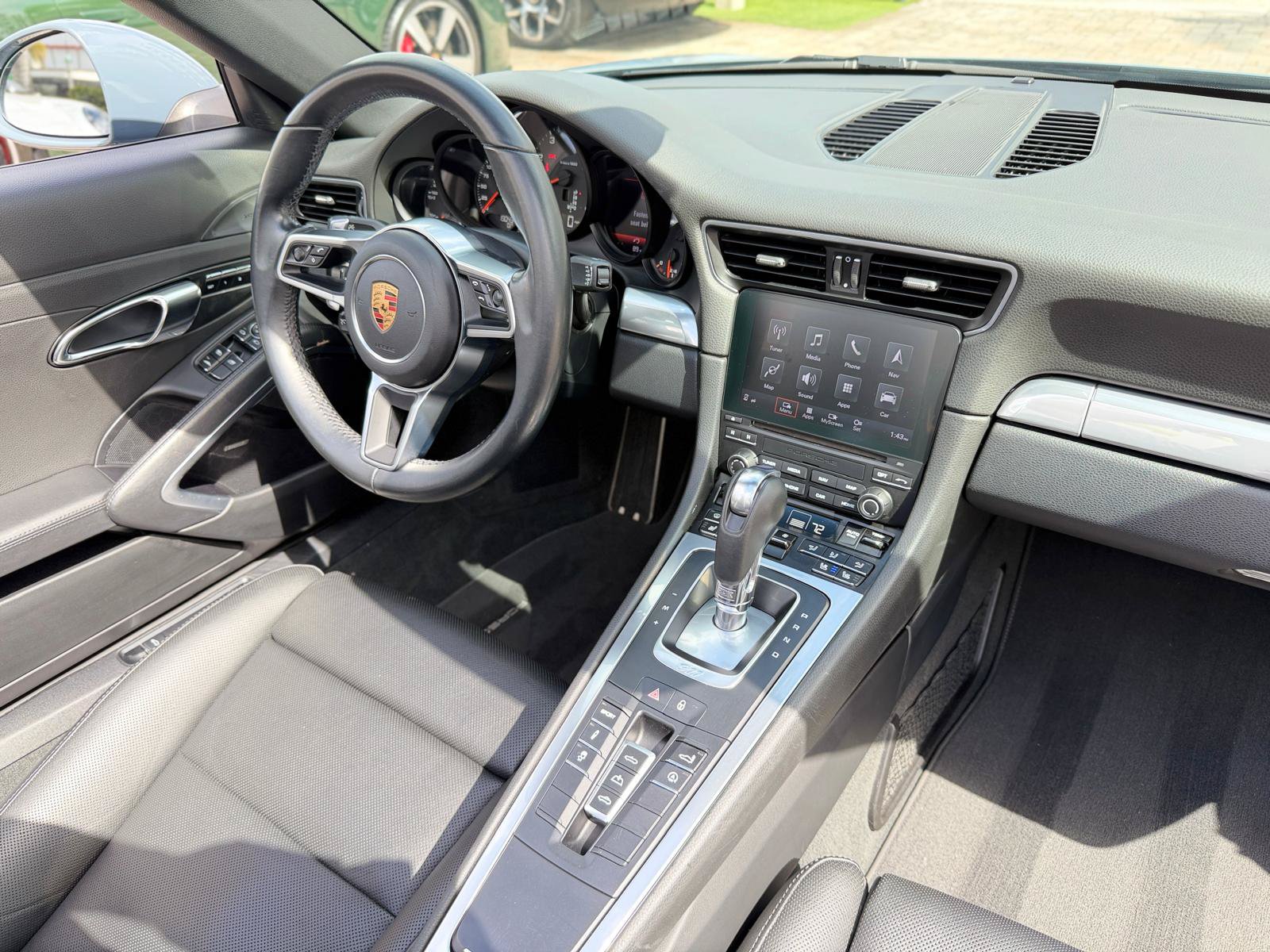 Used 2017 Porsche 911 Carrera 4 AWD/4WD image 47