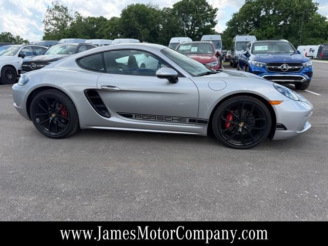 Used 2024 Porsche 718 Cayman w/ Premium Package RWD image 8