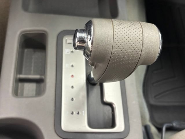 Used 2015 Nissan Frontier SV RWD image 27