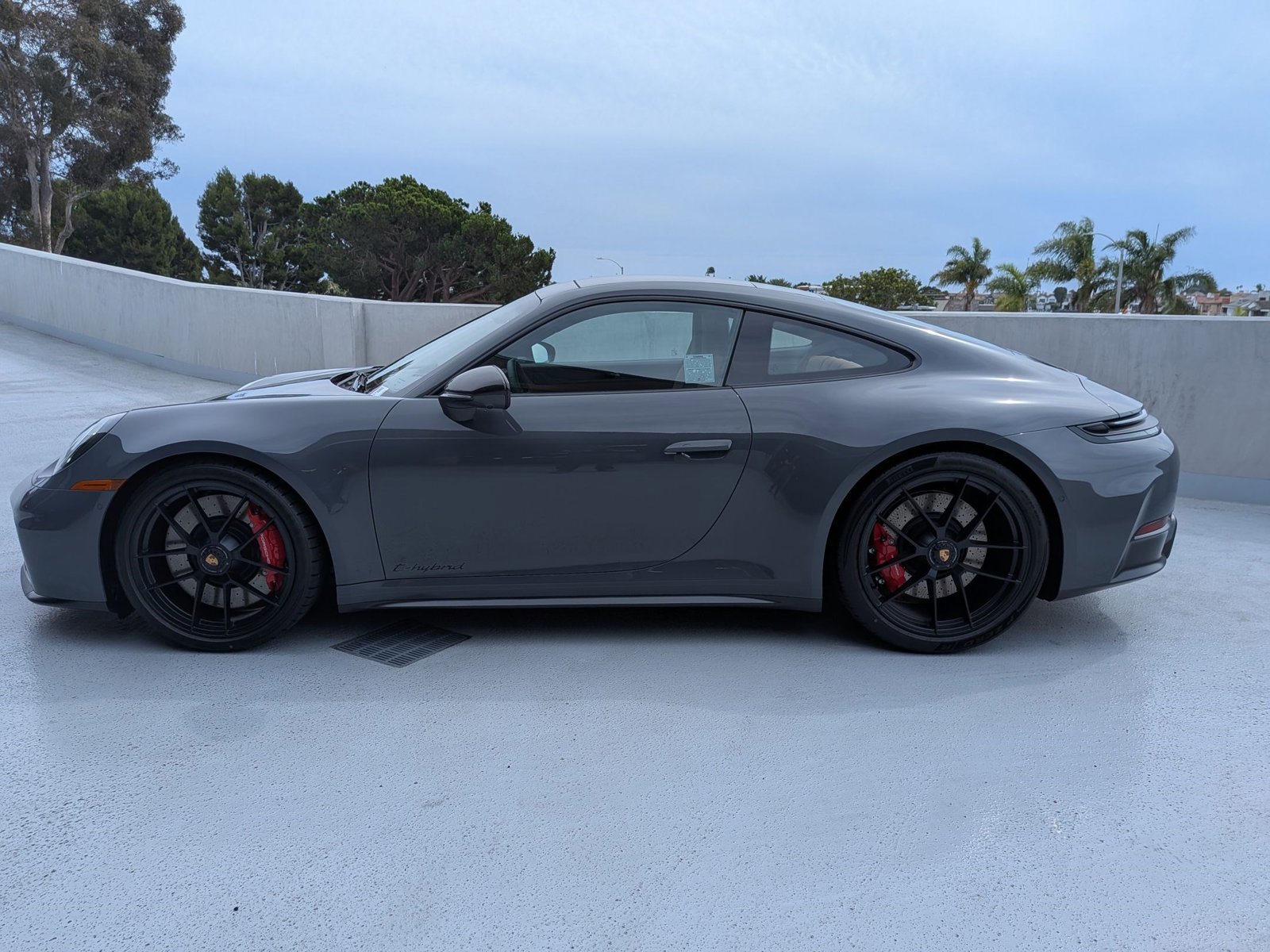 New 2026 Porsche 911 Carrera GTS image 2