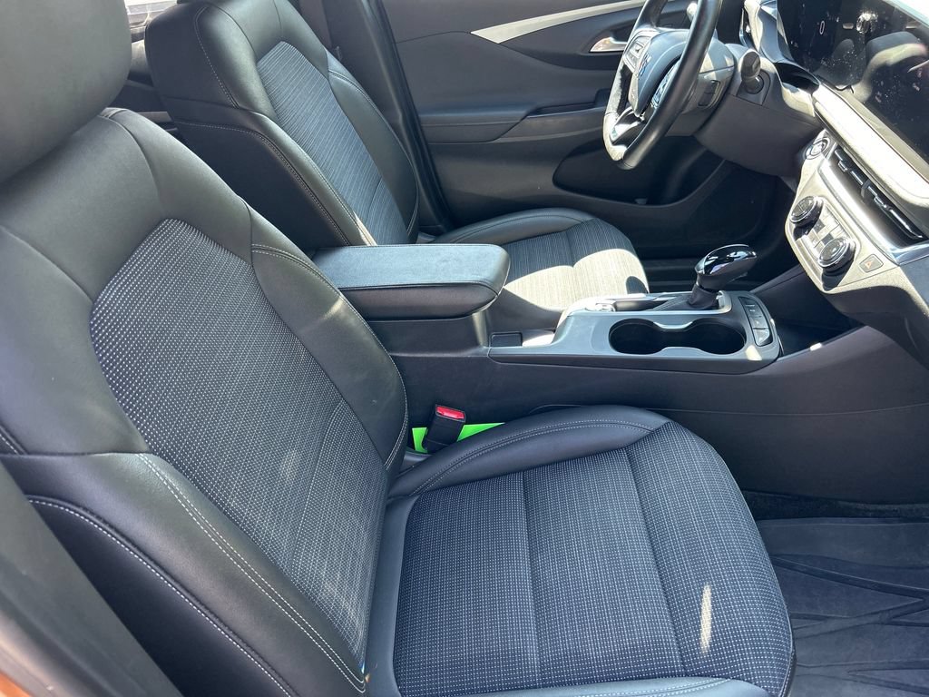 Used 2024 Buick Envista Preferred w/ Convenience I Package FWD image 13