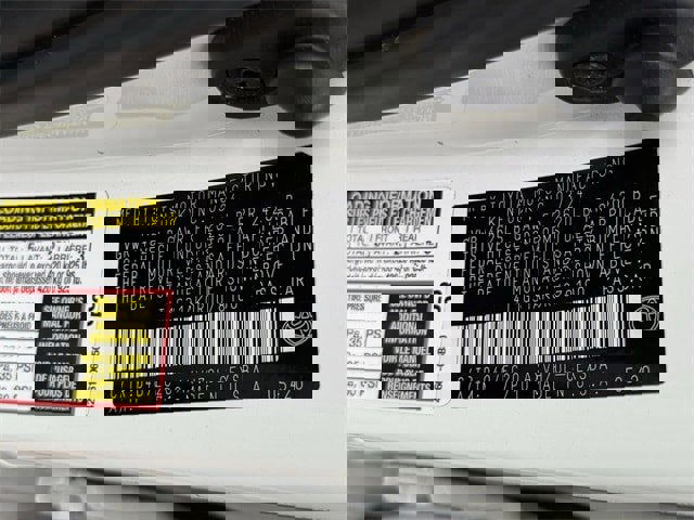 Used 2024 Toyota Camry SE image 33