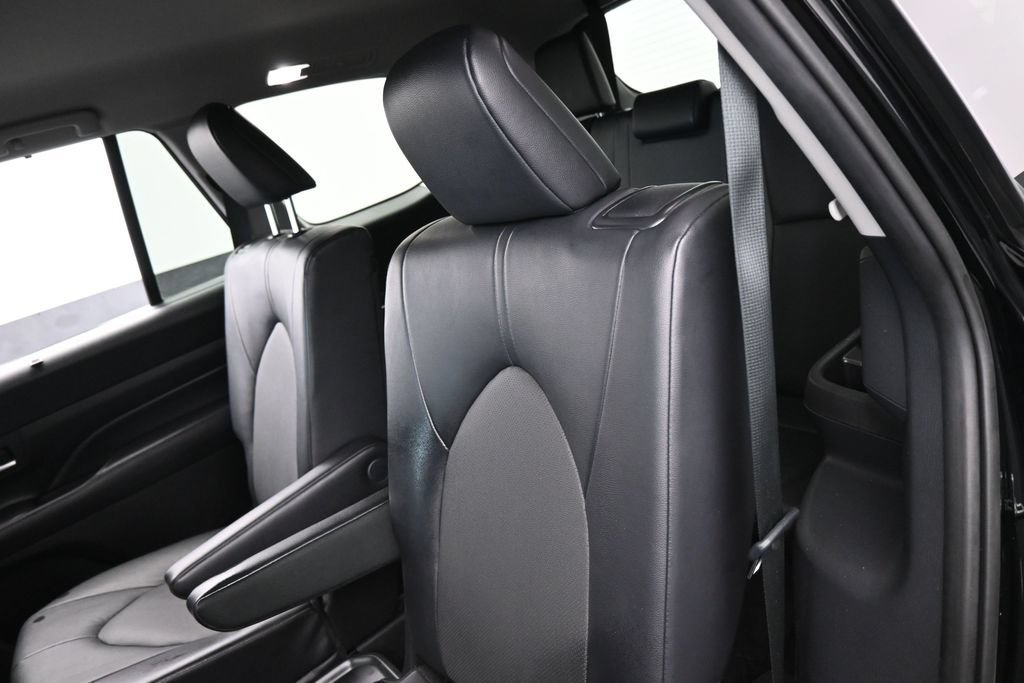 Used 2024 Toyota Grand Highlander FWD image 33