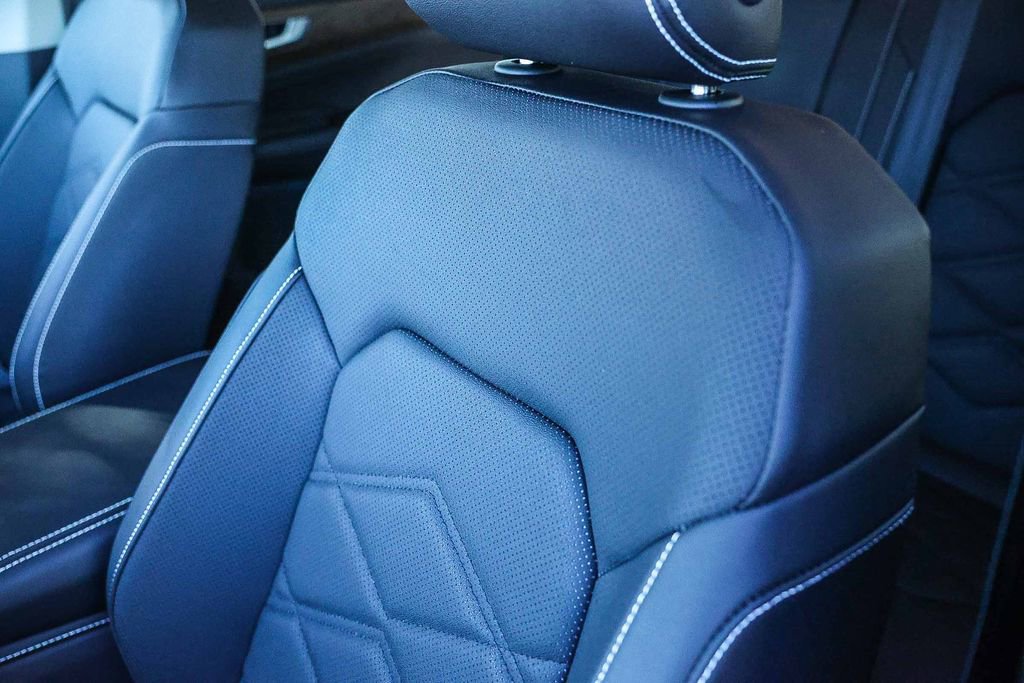 New 2026 Volkswagen Atlas SE image 35