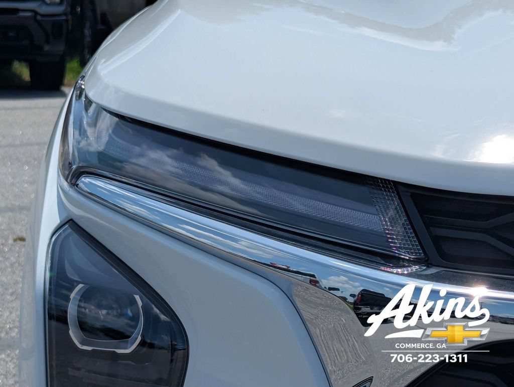New 2026 Chevrolet Trax LT w/ Sunroof Package FWD image 9