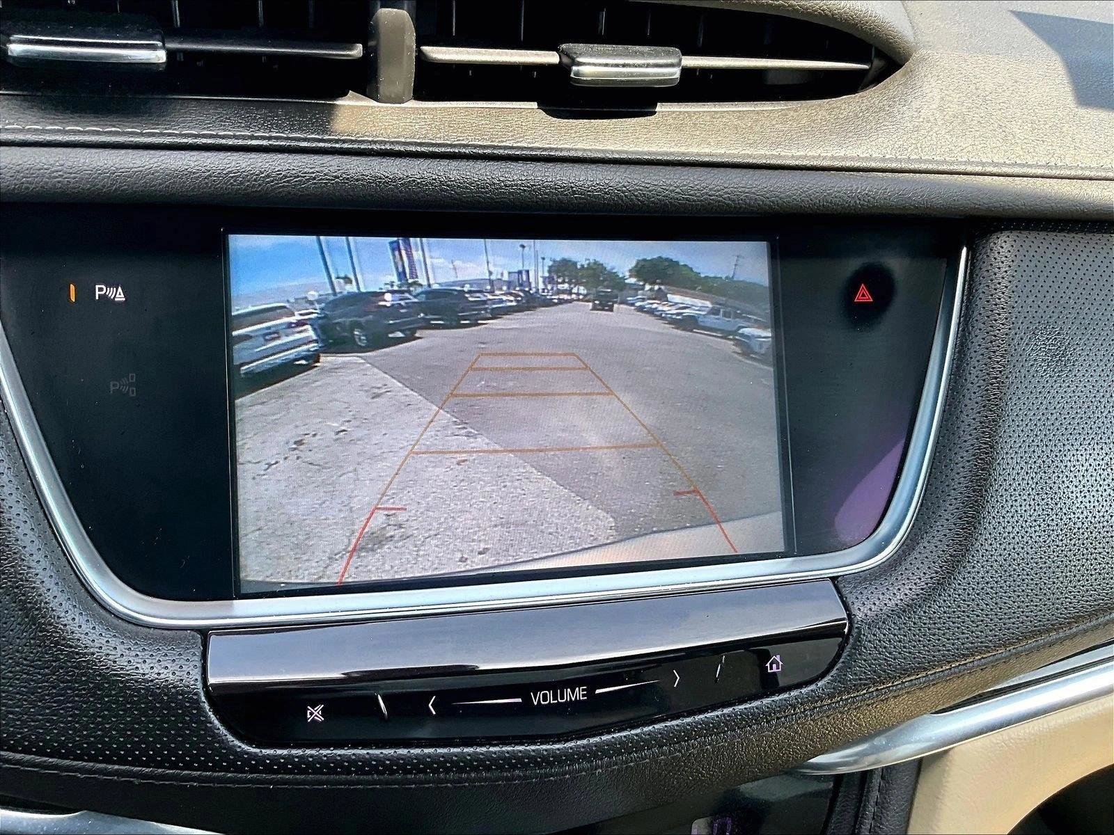 Used 2018 Cadillac XT5 FWD w/ LPO, Wheel Lock Package image 22