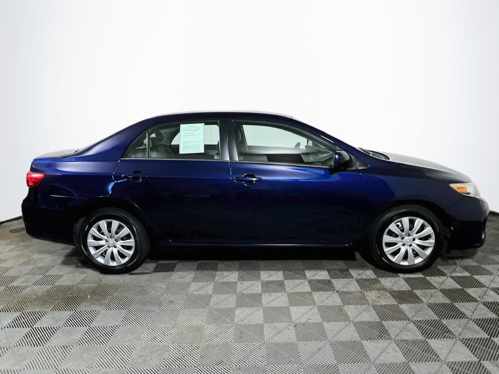 Used 2012 Toyota Corolla LE FWD image 8