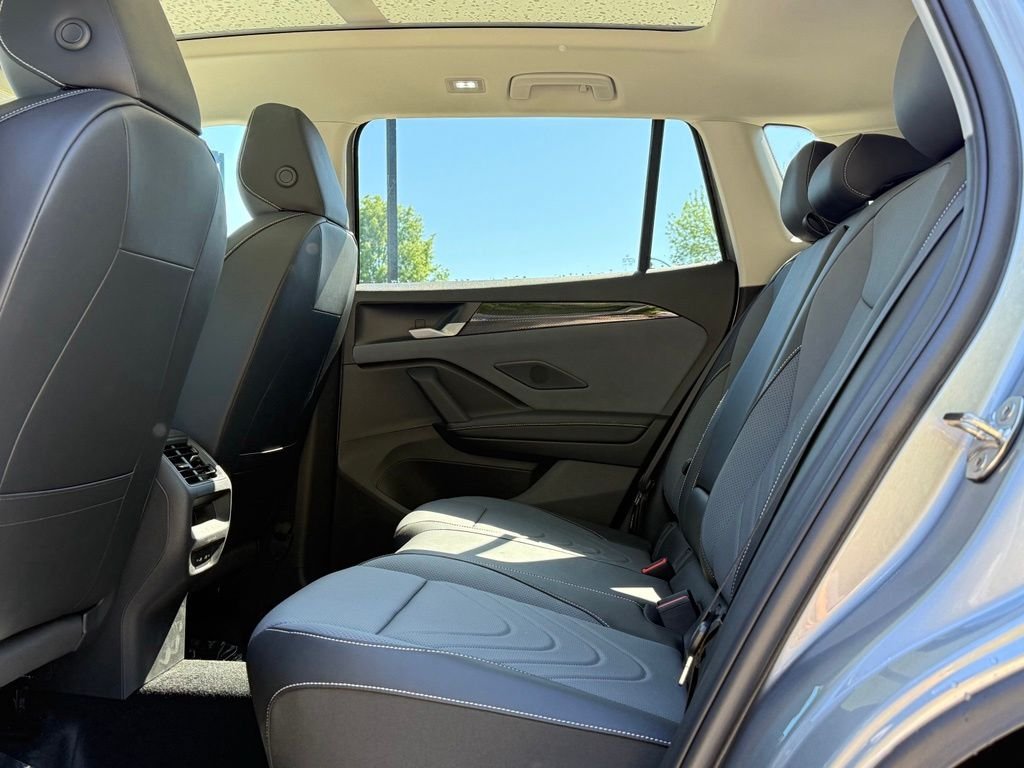 New 2026 Volkswagen Tiguan SE AWD/4WD image 22