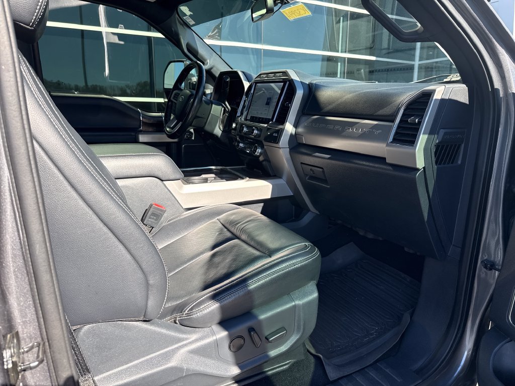 Used 2022 Ford F250 Lariat w/ Tremor Off-Road Package AWD/4WD image 38