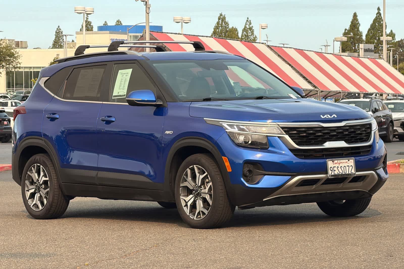 Used 2023 Kia Seltos EX AWD/4WD image 5