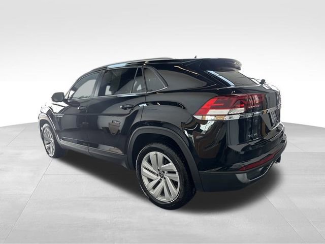Certified 2022 Volkswagen Atlas Cross Sport SE image 9