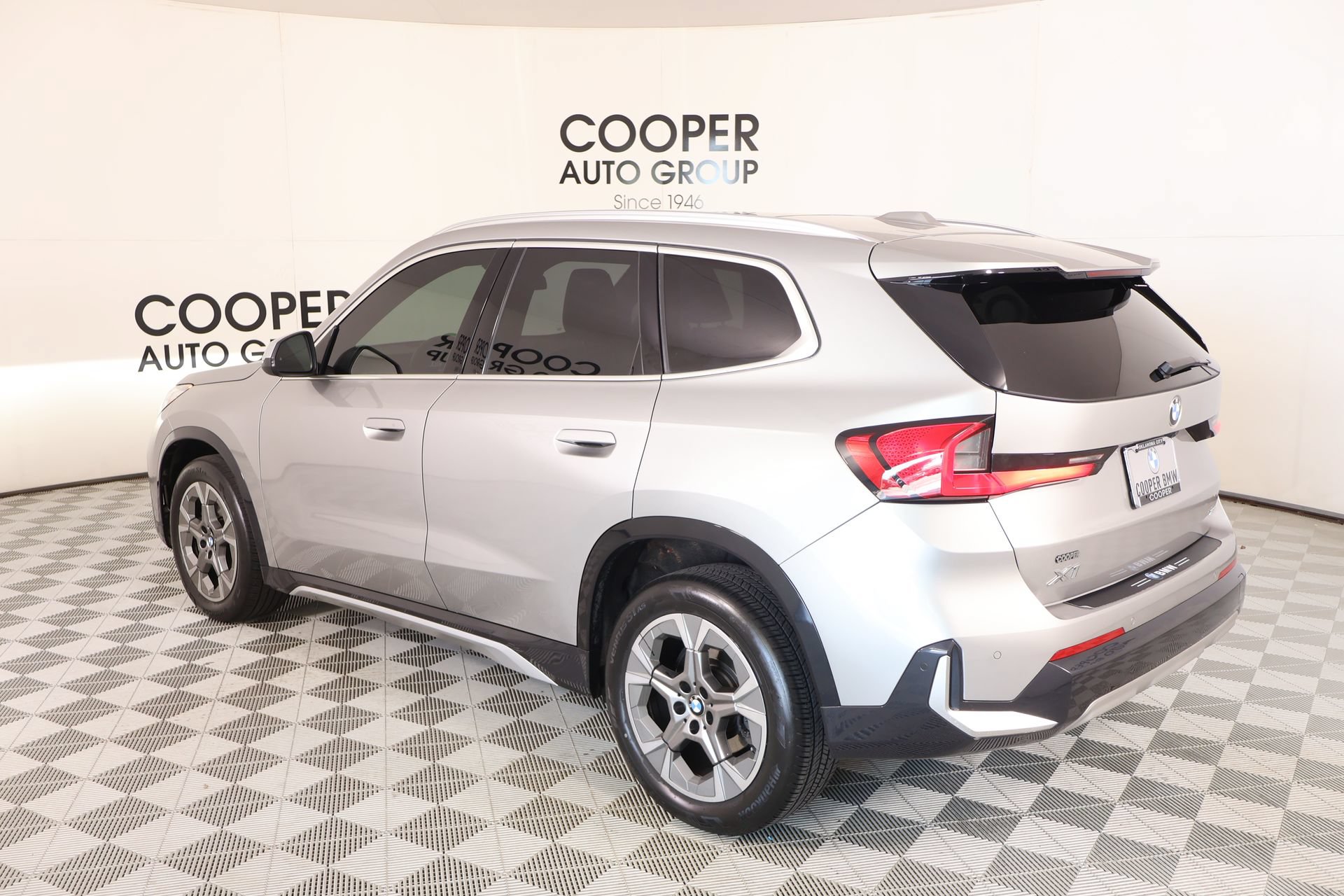 Used 2024 BMW X1 xDrive28i AWD/4WD image 24