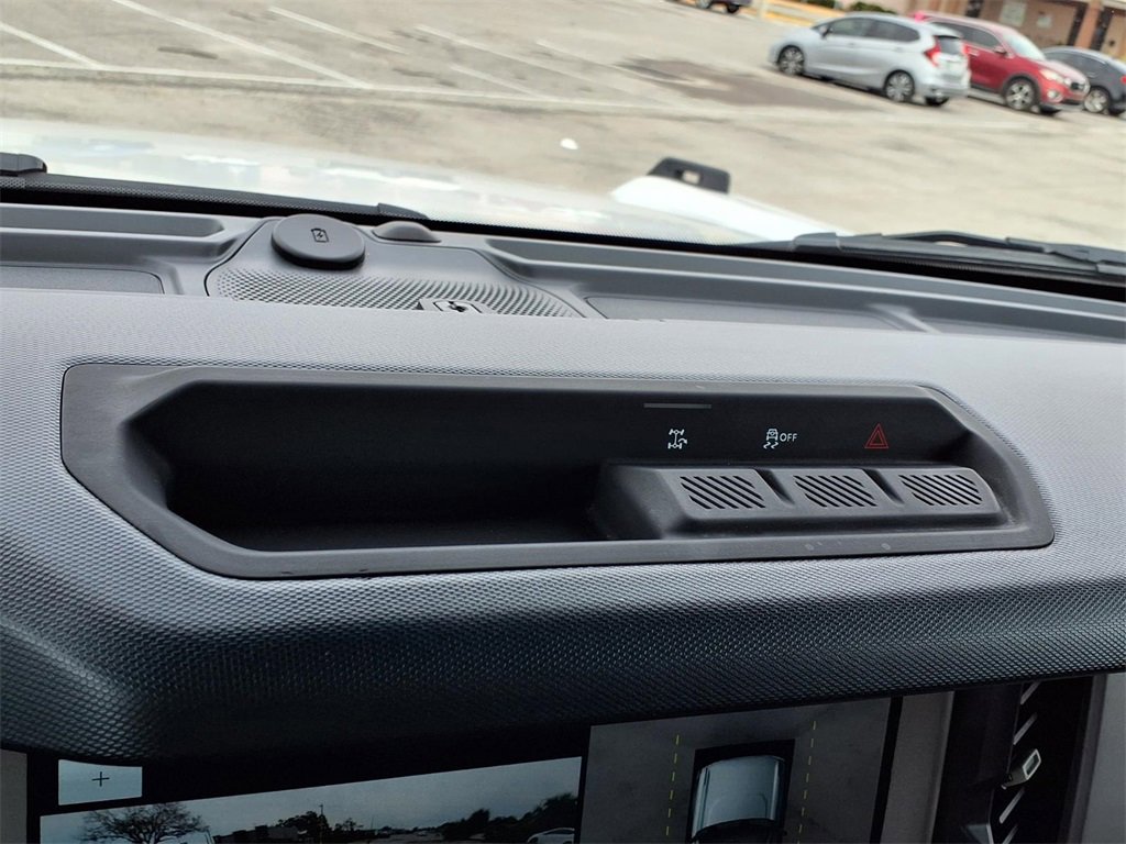 Used 2023 Ford Bronco Outer Banks image 38
