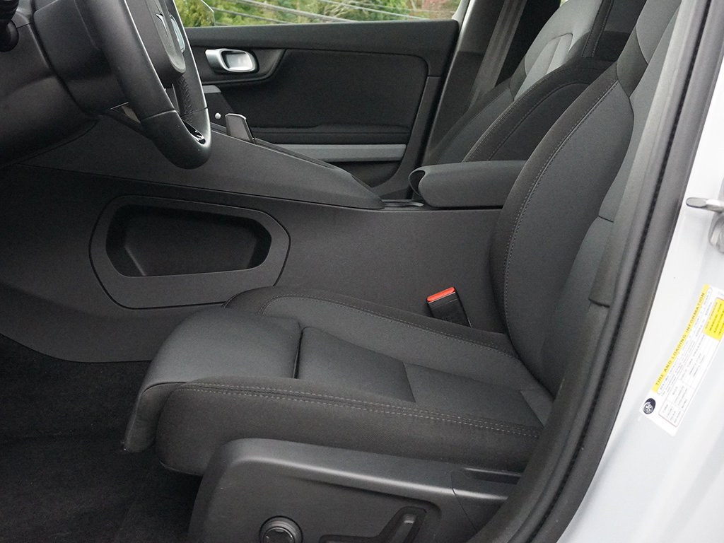 Used 2024 Polestar Polestar 2 AWD/4WD image 30