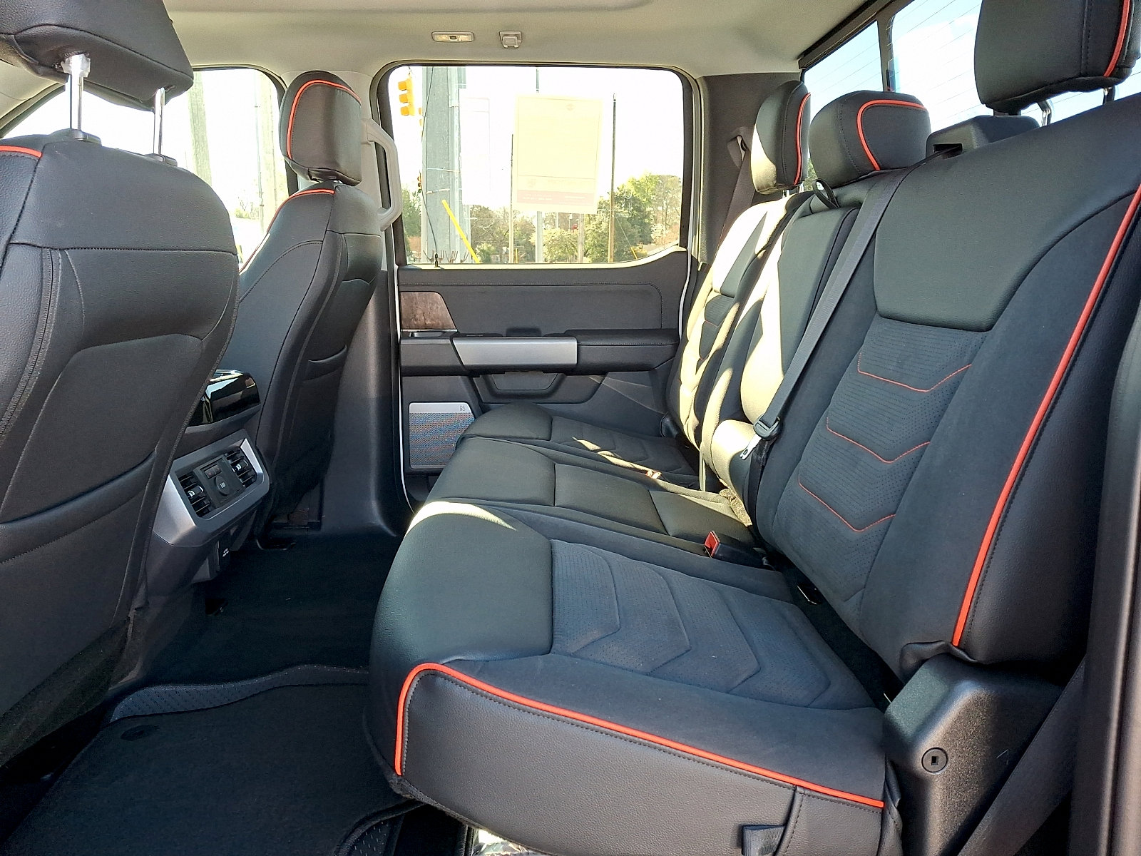 New 2026 Ford F250 Lariat w/ Black Appearance Package image 6