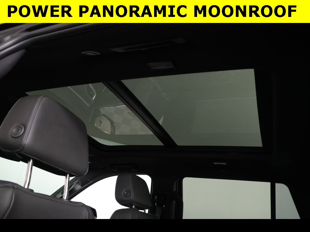 Used 2022 Chevrolet Tahoe LT w/ Luxury Package image 2