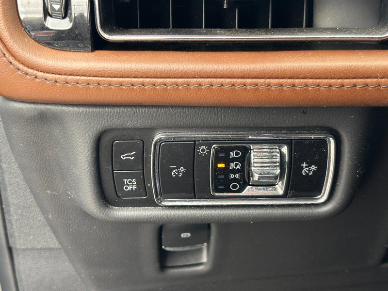 Certified 2023 Lincoln Nautilus Reserve w/ Equipment Group 201A image 17