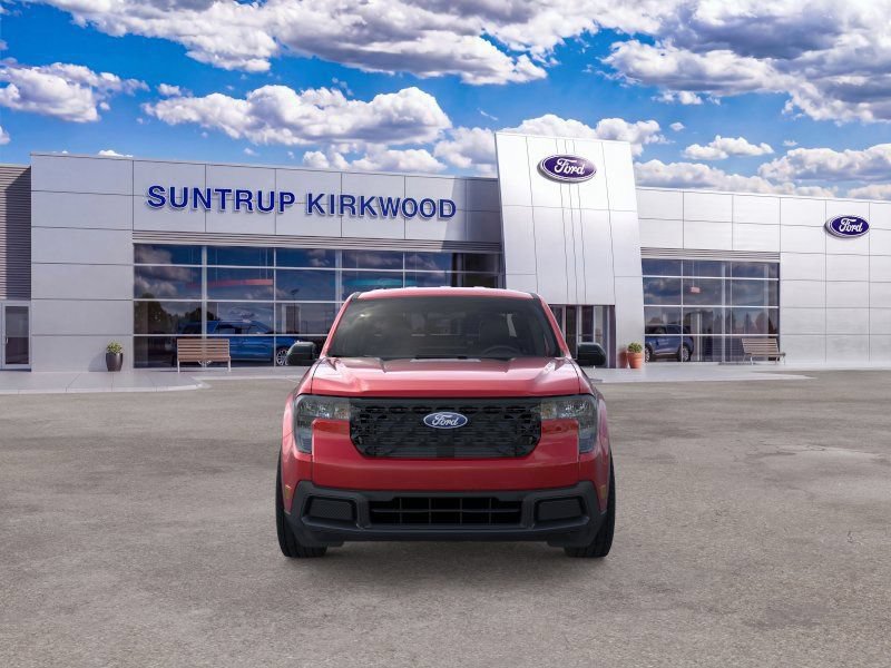 New 2026 Ford Maverick XLT w/ XLT Luxury Package FWD image 8
