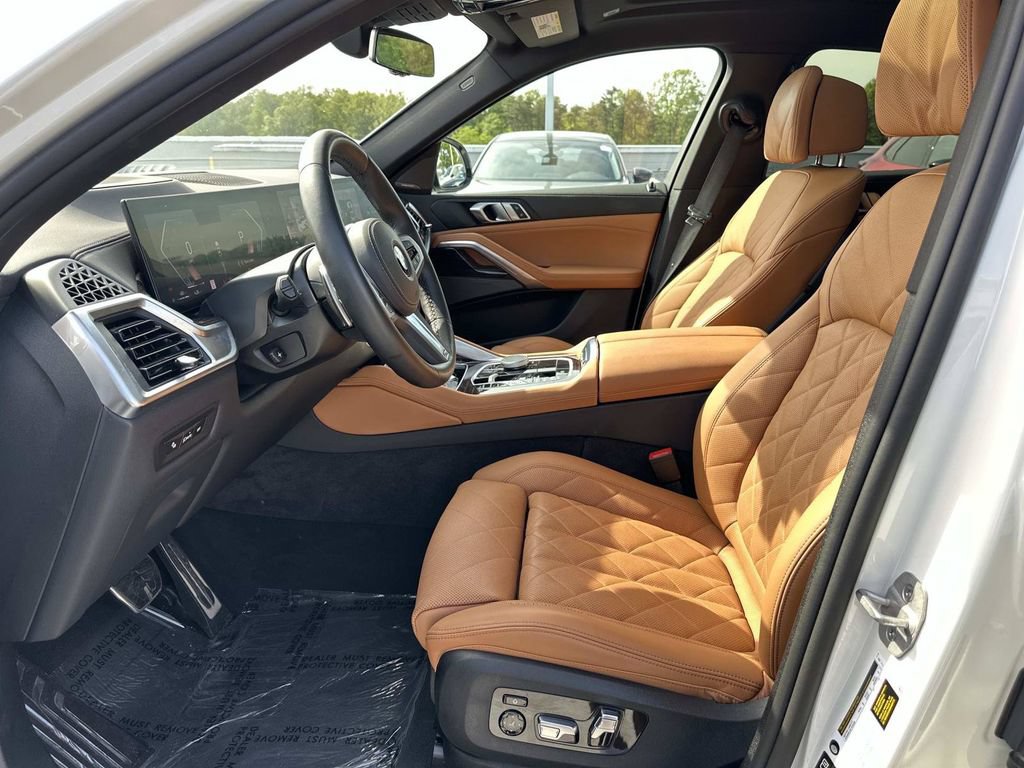 Used 2026 BMW X6 xDrive40i w/ Climate Comfort Package AWD/4WD image 25