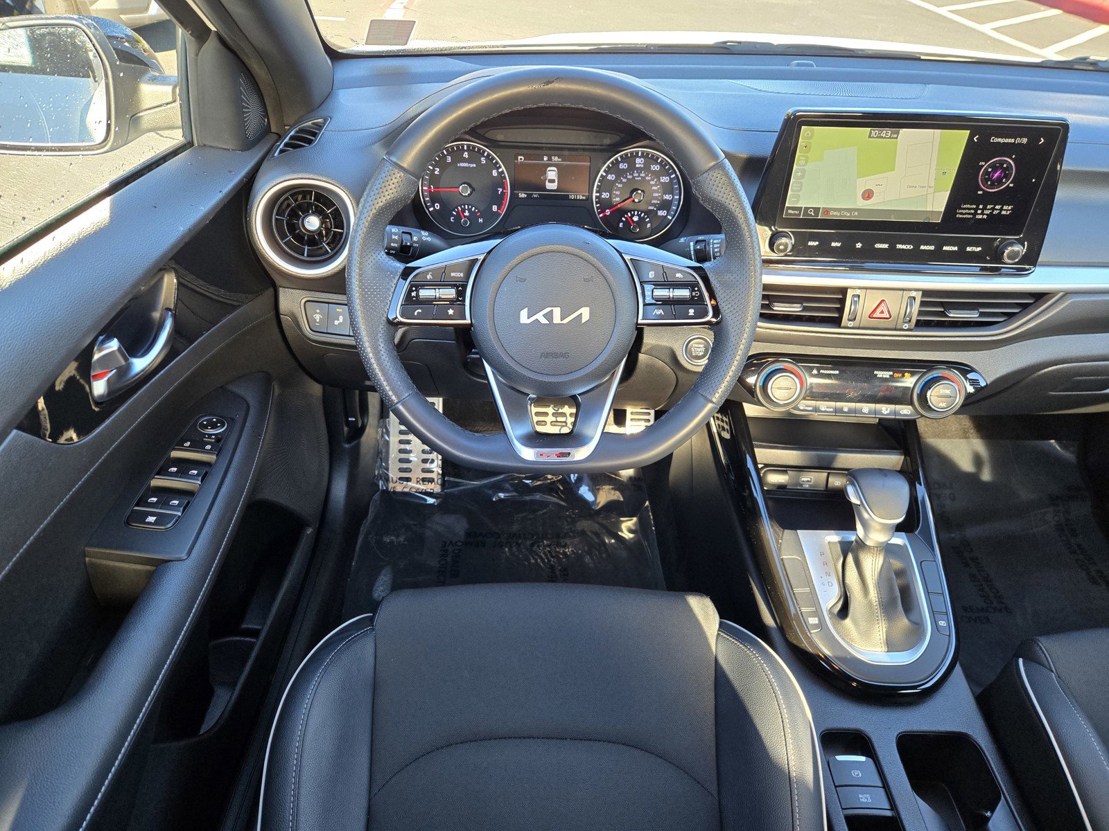Certified 2023 Kia Forte GT-Line w/ GT-Line Technology Package image 12