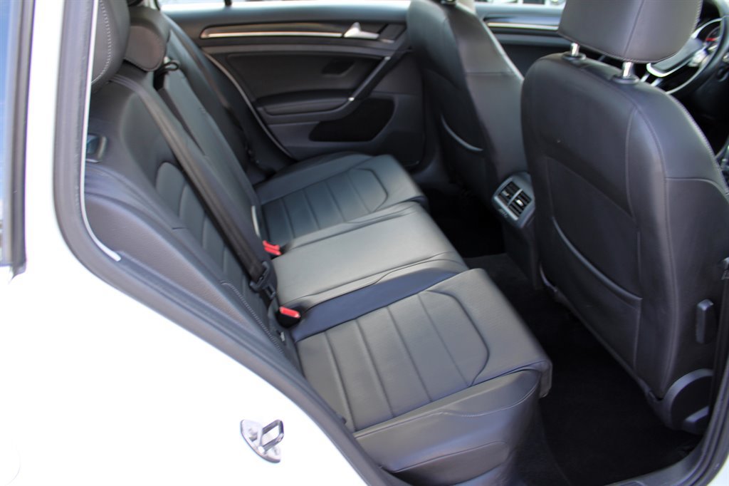 Used 2015 Volkswagen Golf SEL FWD image 19
