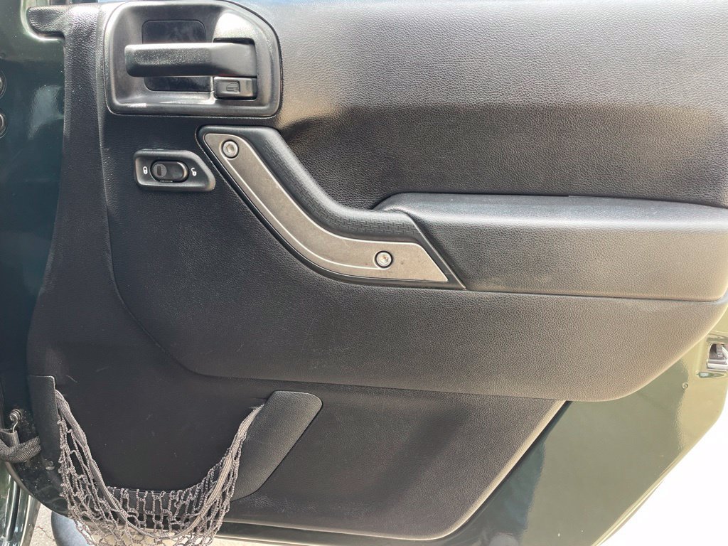 Used 2012 Jeep Wrangler Unlimited Sport AWD/4WD image 23