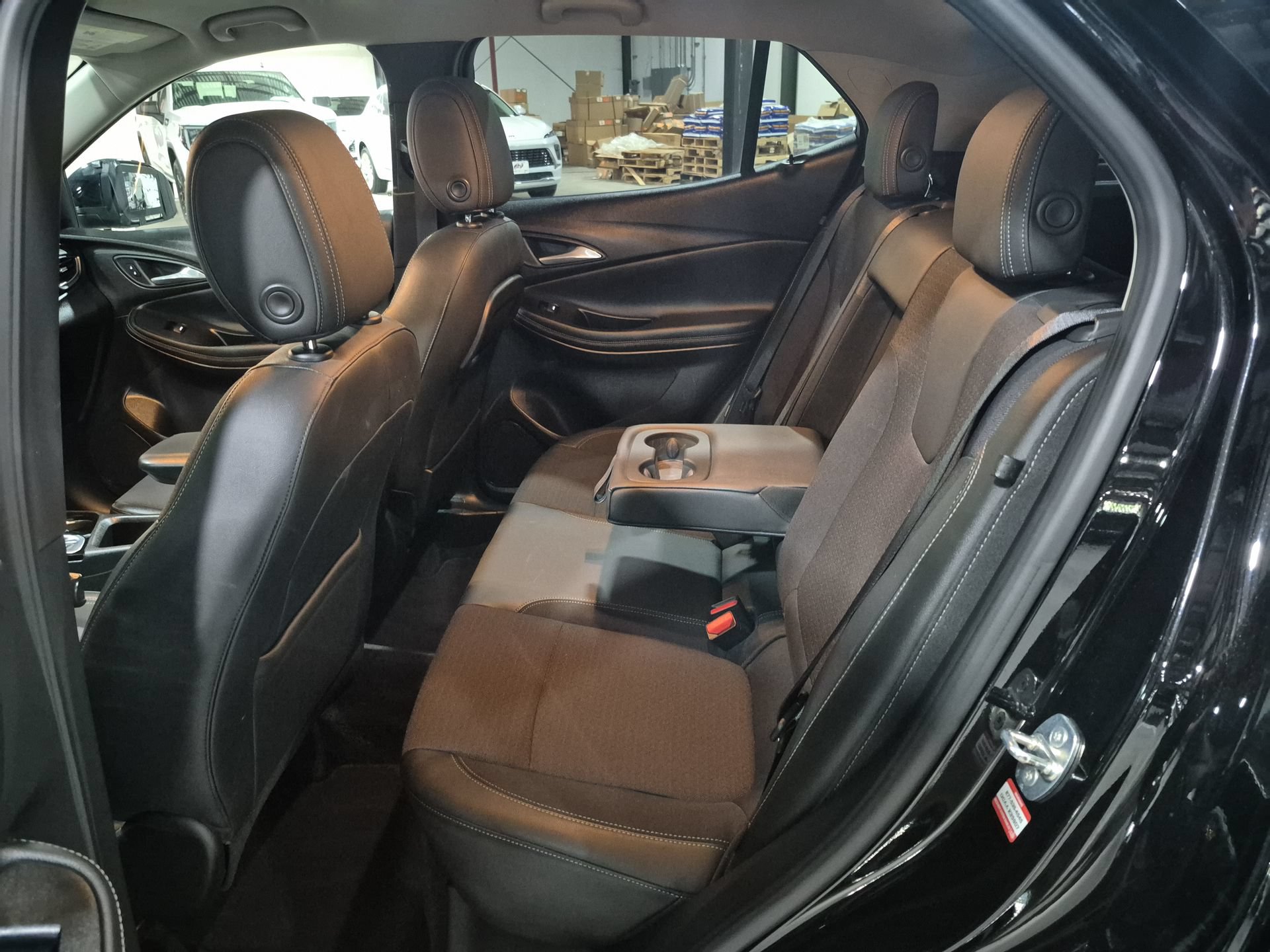 Used 2021 Buick Encore GX Select w/ Advanced Technology Package AWD/4WD image 25