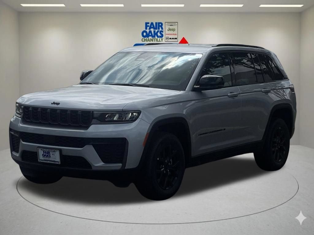 New 2026 Jeep Grand Cherokee Altitude AWD/4WD image 2