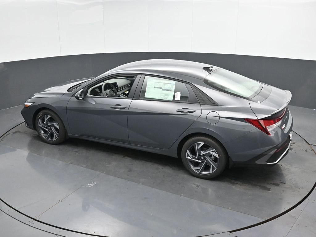 New 2025 Hyundai Elantra Sport image 43