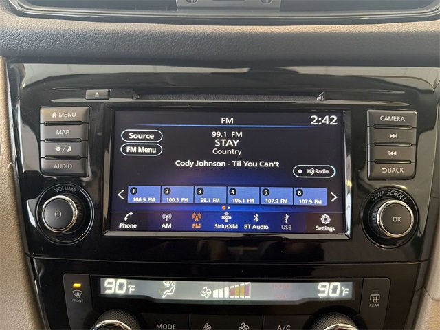 Used 2020 Nissan Rogue SV w/ Premium Package image 23