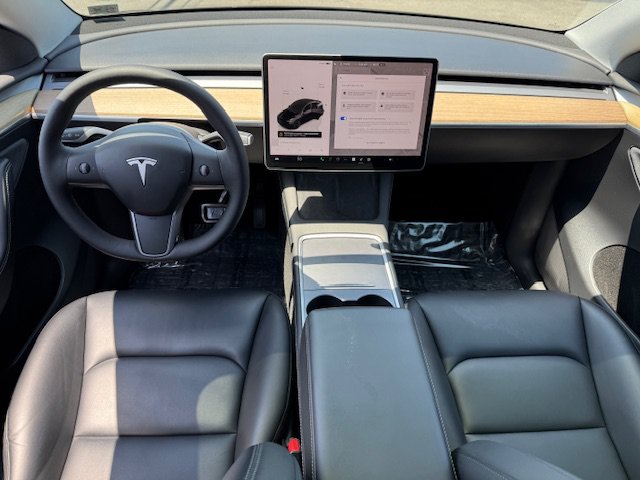 Used 2023 Tesla Model Y Long Range AWD/4WD image 14