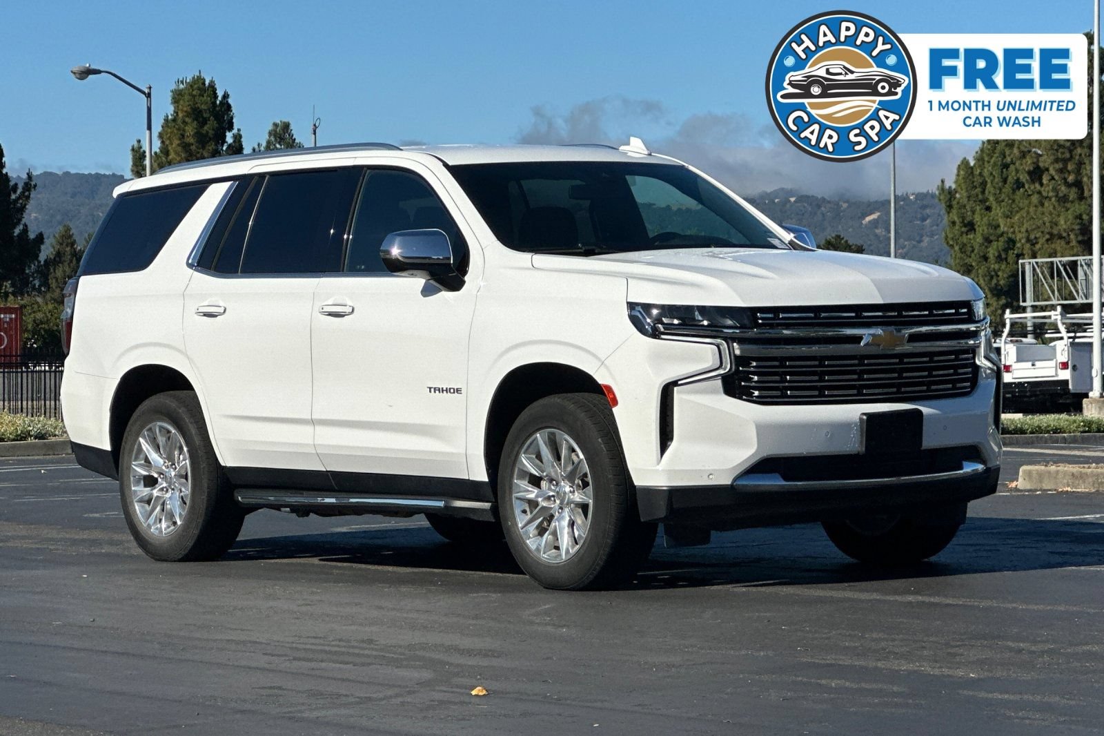 Used 2024 Chevrolet Tahoe Premier RWD image 1