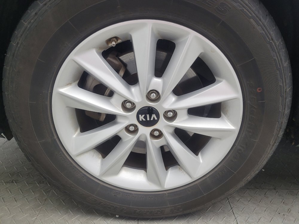 Used 2020 Kia Sorento LX AWD/4WD image 31