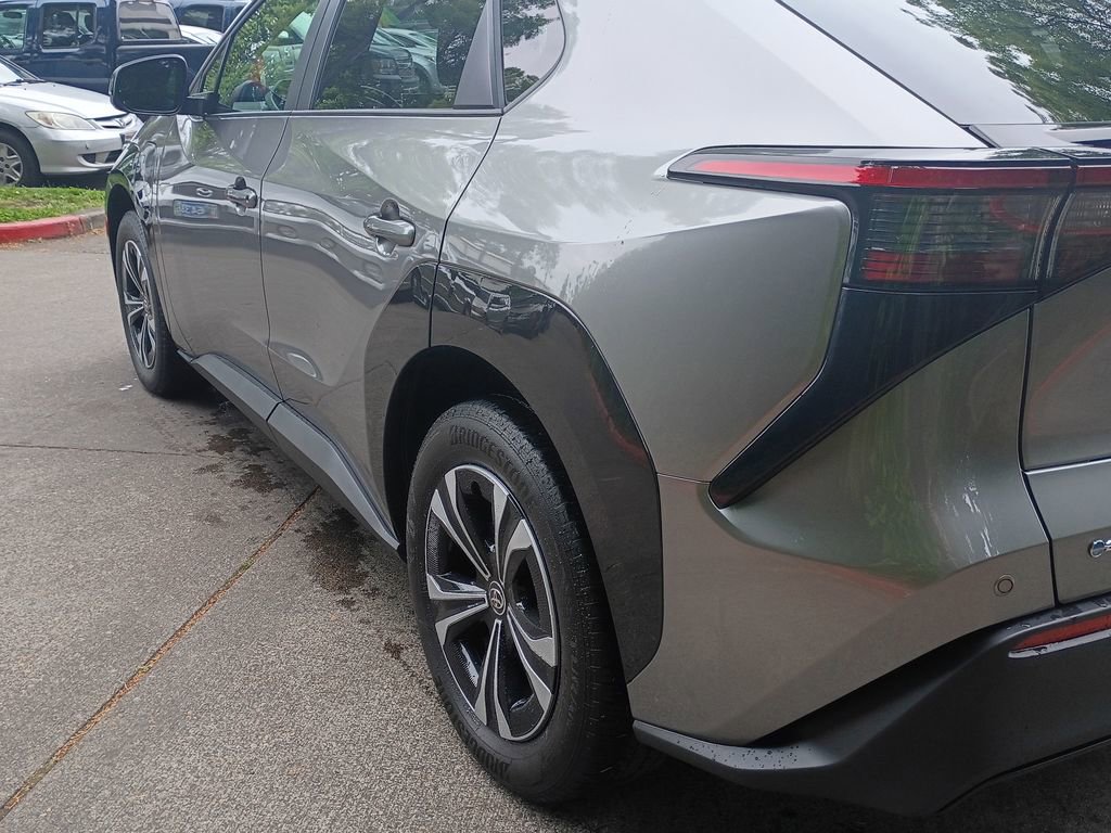 Used 2024 Toyota bZ4X AWD w/ Weather Package image 6