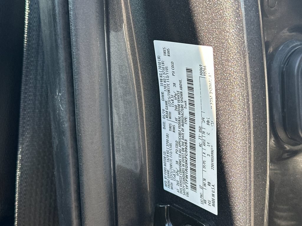 Certified 2019 Ford F150 Raptor w/ Equipment Group 802A Luxury AWD/4WD image 27