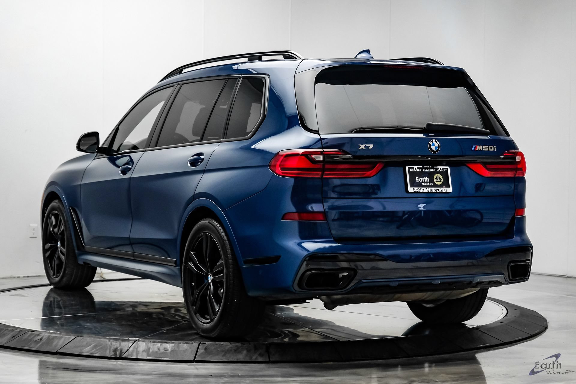Used 2022 BMW X7 M50i w/ Dynamic Handling Package AWD/4WD image 9