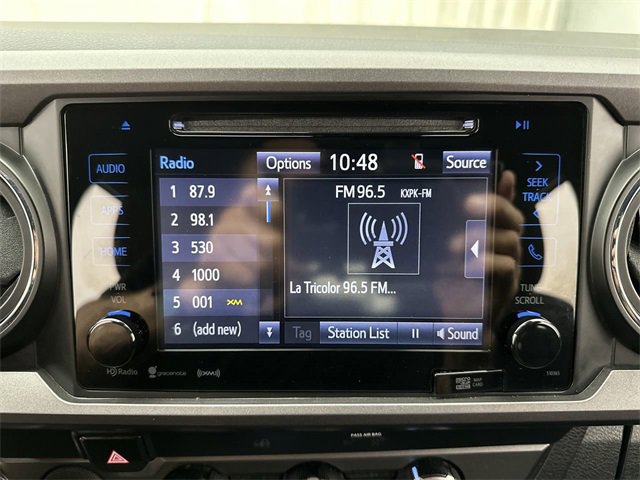 Used 2019 Toyota Tacoma TRD Sport image 16