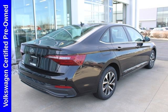 Used 2024 Volkswagen Jetta S image 6