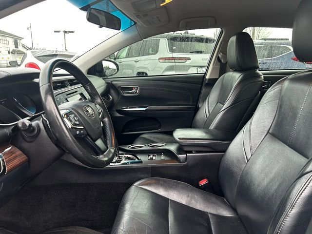 Used 2015 Toyota Avalon XLE image 11