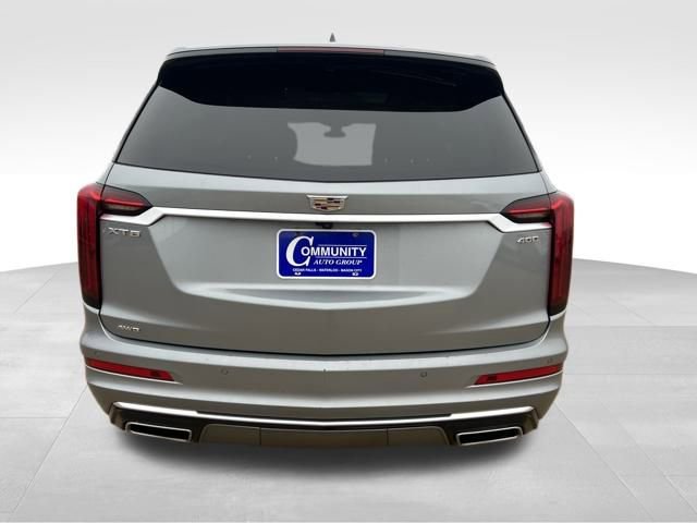 Used 2025 Cadillac XT6 Premium Luxury image 8